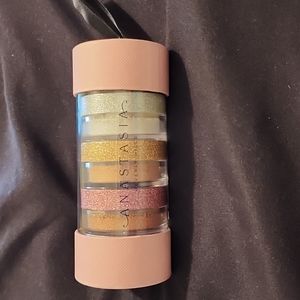 Brand New Anastasia Beverly Hills Loose Highlighter